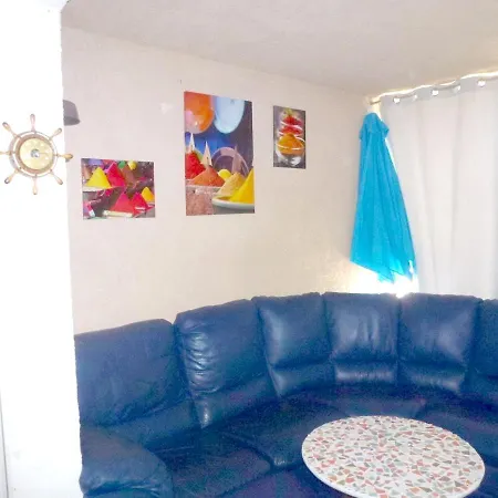 House With 3 Bedrooms In With Enclosed Garden And Wifi Hébergement de vacances Agde