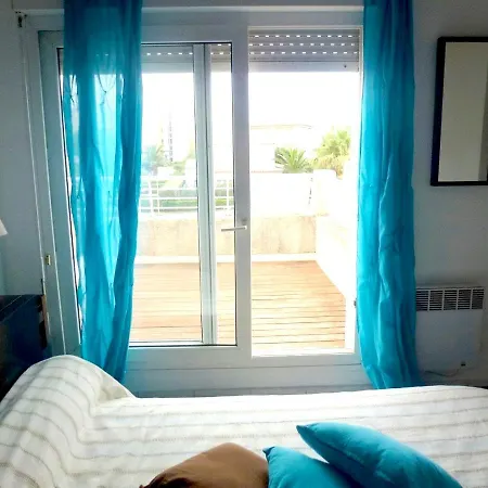 Hébergement de vacances House With 3 Bedrooms In With Enclosed Garden And Wifi *